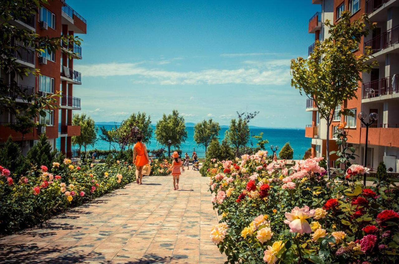 Panorama Marina Fort Beach - Premium Apartments Sea Viev Sveti Vlas Exterior photo