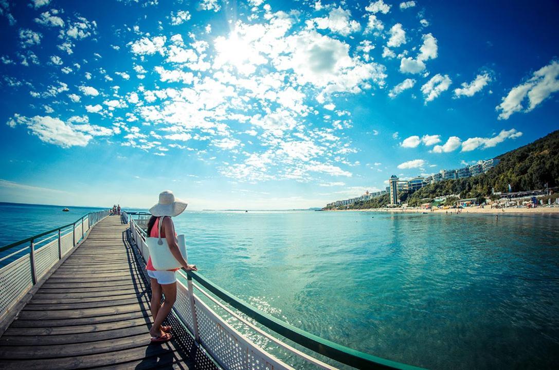 Panorama Marina Fort Beach - Premium Apartments Sea Viev Sveti Vlas Exterior photo